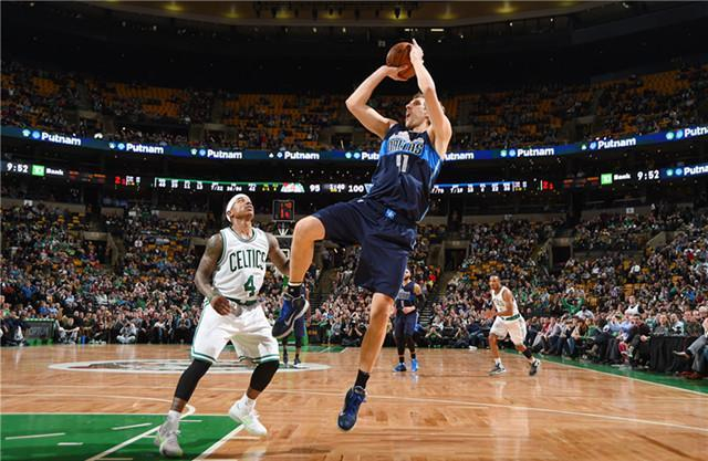 表现出极高 表现出极高